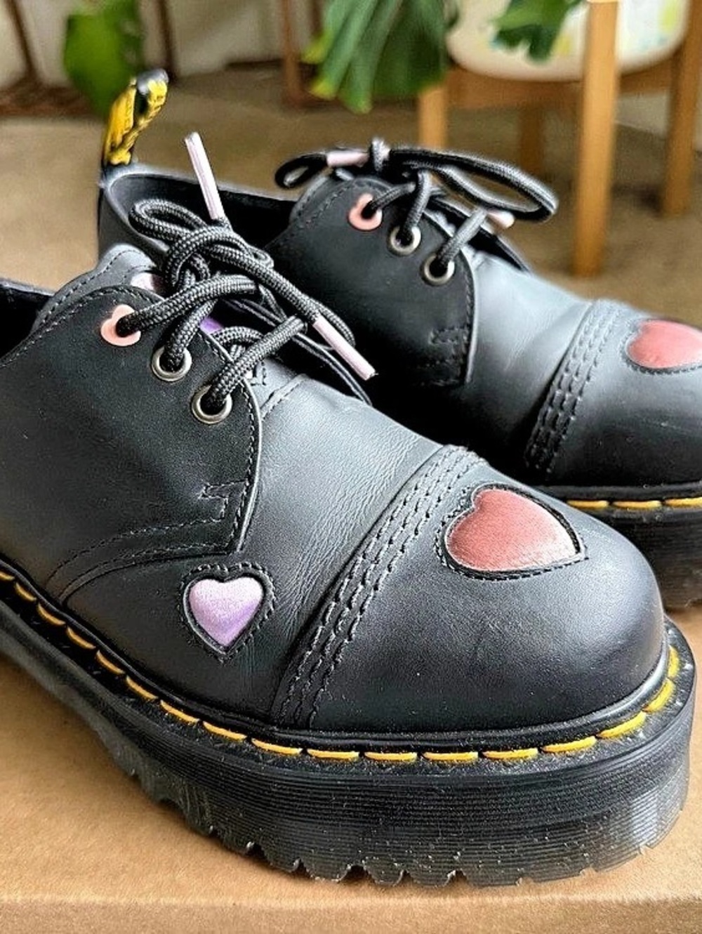 Dr. Martens 1461 Quad Lace up Leather Heart Platform Shoes Black & Pink